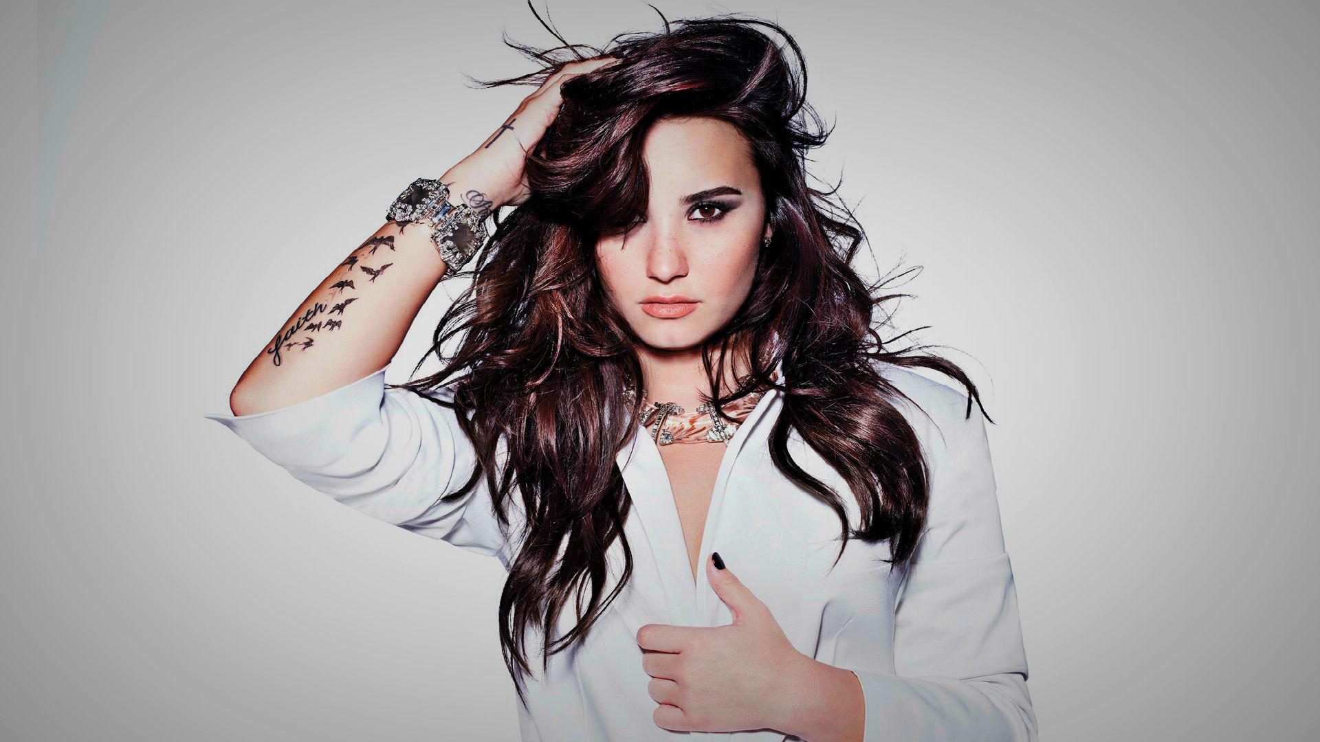 150430_demi-lovato_pix2